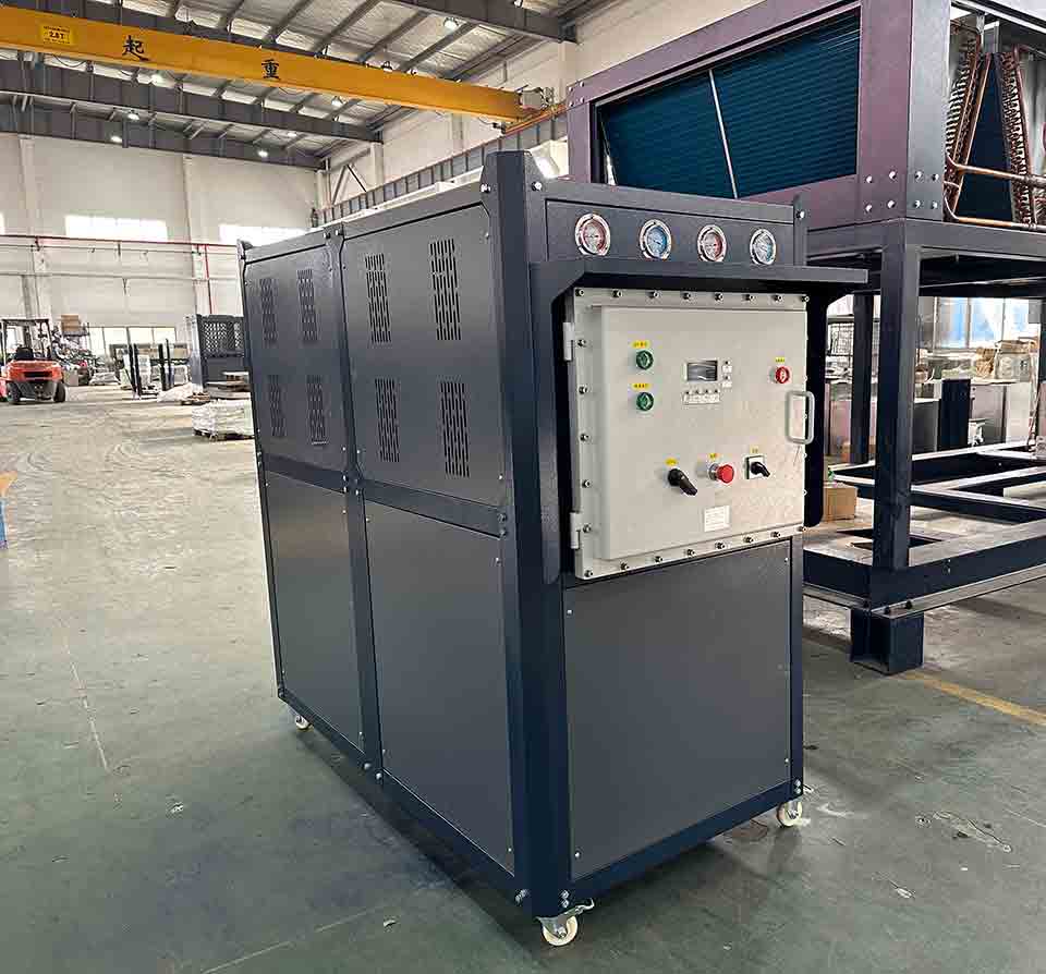 双级活塞复叠式低温机组